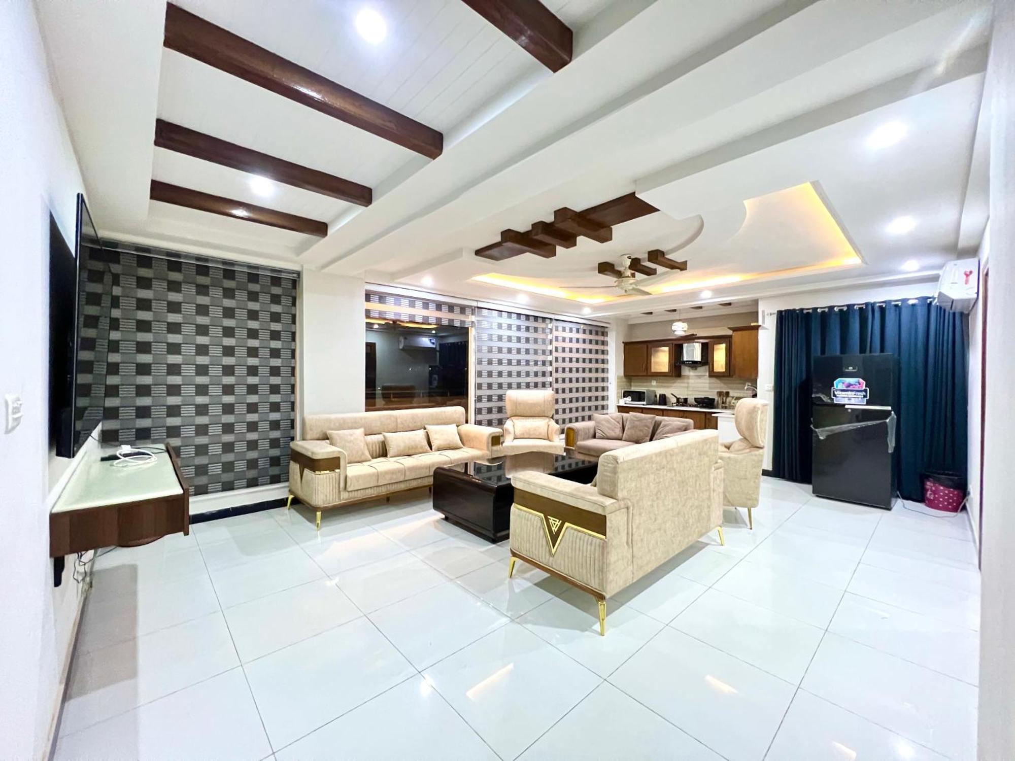 Penthouse 3Bedrooms - Luxury Apartment Hotel Islamabad Bagian luar foto